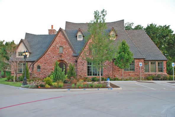 3008 E Hebron Pkwy, Carrollton, TX 75010